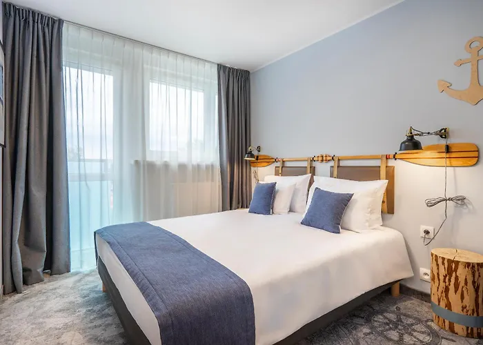 Üdülőpark Halo 2*