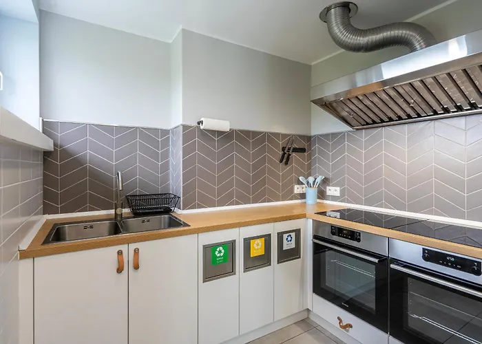 Halo Semesterpark 2*